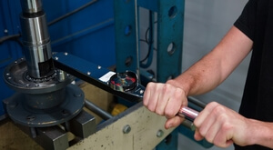 Hydrokit garantiza el control de sus componentes Poclain Hydraulics